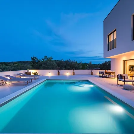 Villa Kurnatari Jezera